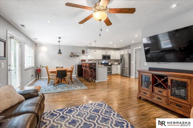 4015 N 18th Street, Lincoln, NE 68521