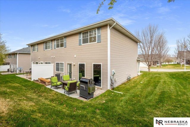 4015 N 18th Street, Lincoln, NE 68521