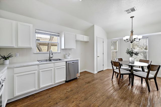 117 Rosemary CV, Georgetown, TX 78626