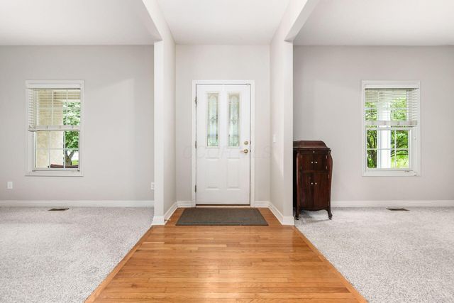 6176 Pollard Place Drive, Hilliard, OH 43026