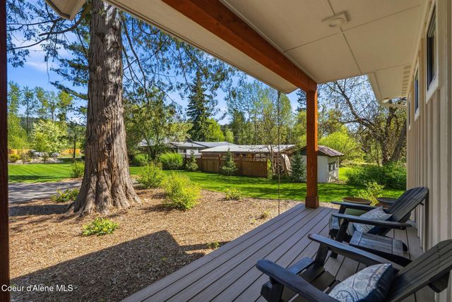 685 Railroad AVE, Dover, ID 83825