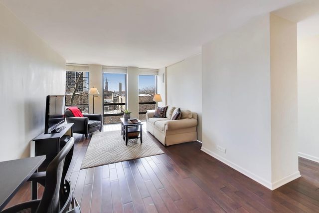 1660 N La Salle Drive 410, Chicago, IL 60614