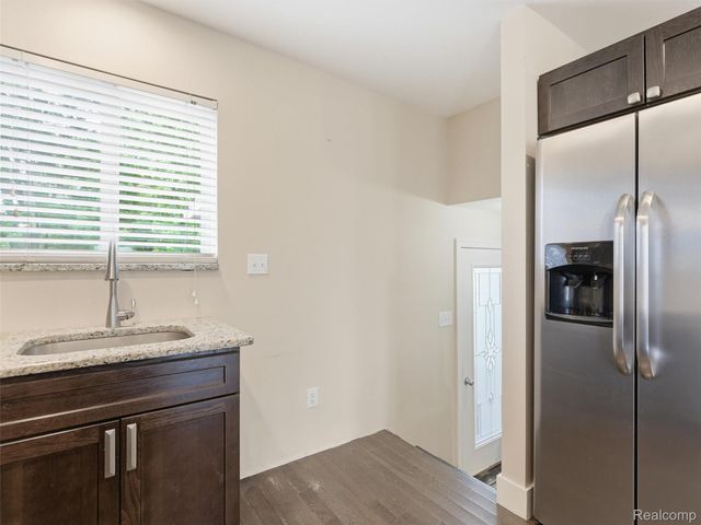 357 N Hospital Road, Waterford Charter Township, MI 48327