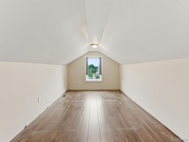 357 N Hospital Road, Waterford Charter Township, MI 48327