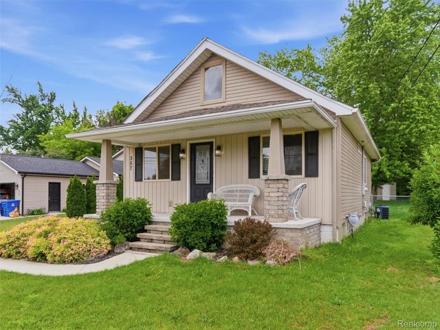 357 N Hospital Road, Waterford Charter Township, MI 48327