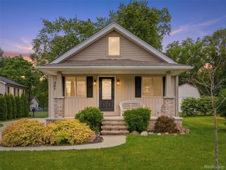 357 N Hospital Road, Waterford Charter Township, MI 48327