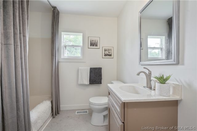 3409 Stenger Lane, Jeffersonville, IN 47130