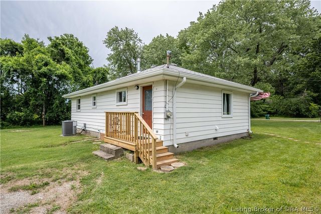3409 Stenger Lane, Jeffersonville, IN 47130