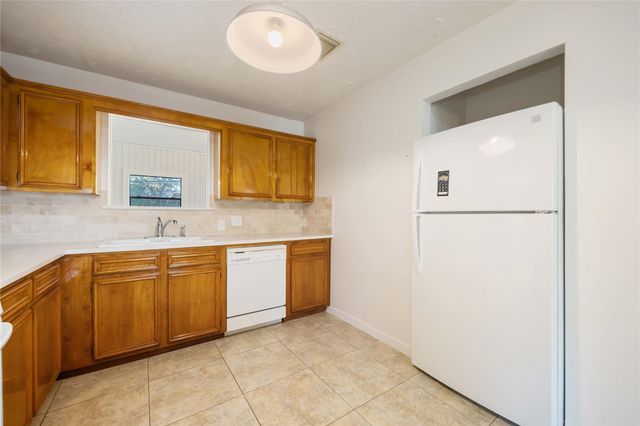 20534 Appaloosa Trail, Crosby, TX 77532