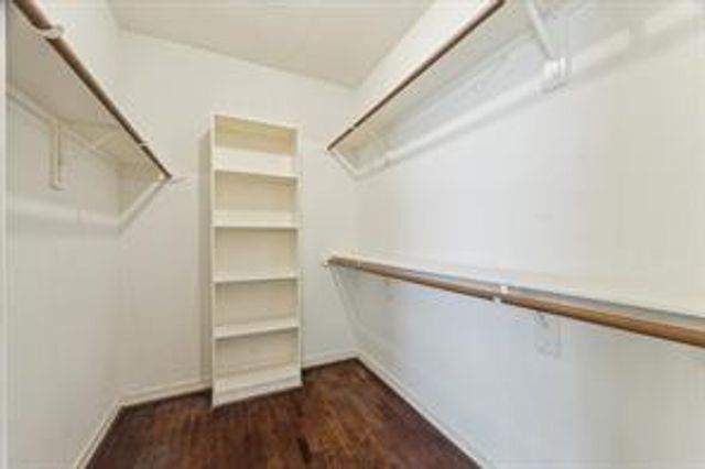 10707 Mandavilla Dr Drive, Houston, TX 77095