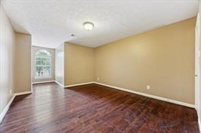10707 Mandavilla Dr Drive, Houston, TX 77095