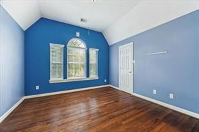 10707 Mandavilla Dr Drive, Houston, TX 77095
