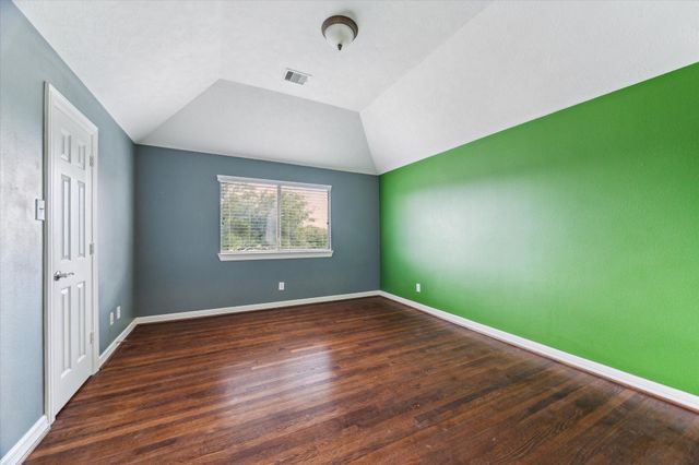 10707 Mandavilla Dr Drive, Houston, TX 77095