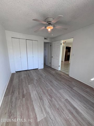 221 6TH Avenue S C, Jacksonville Beach, FL 32250