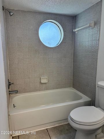 221 6TH Avenue S C, Jacksonville Beach, FL 32250