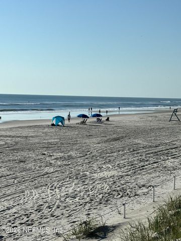 221 6TH Avenue S C, Jacksonville Beach, FL 32250