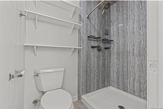 161 Cloverleaf Drive, Schertz, TX 78154