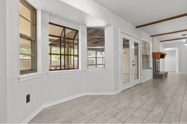 161 Cloverleaf Drive, Schertz, TX 78154