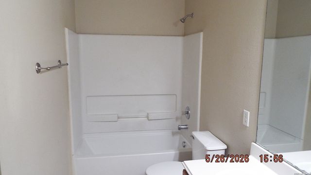 2064 DOVE CROSSING DR, New Braunfels, TX 78130