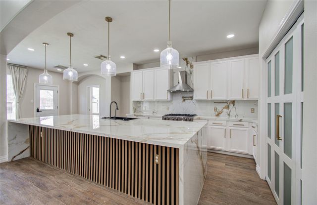 5323 Chatham Hill Lane, Houston, TX 77084