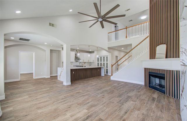 5323 Chatham Hill Lane, Houston, TX 77084