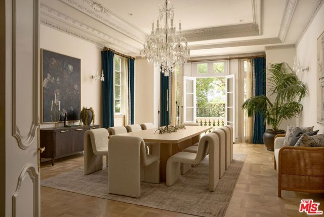 628 N Rodeo Drive, Beverly Hills, CA 90210