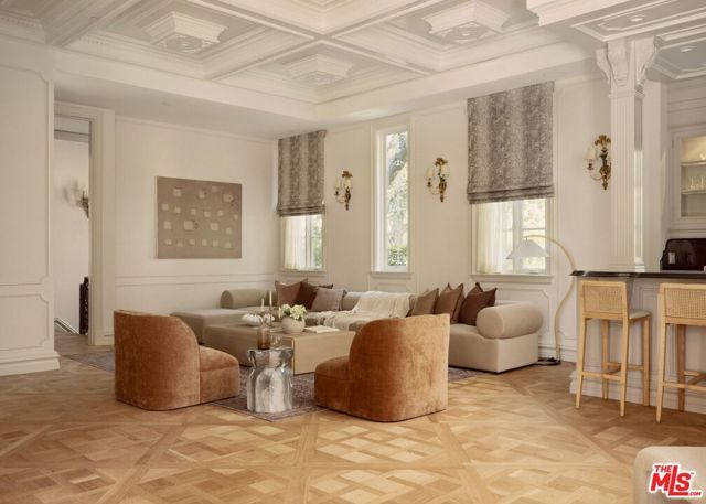 628 N Rodeo Drive, Beverly Hills, CA 90210