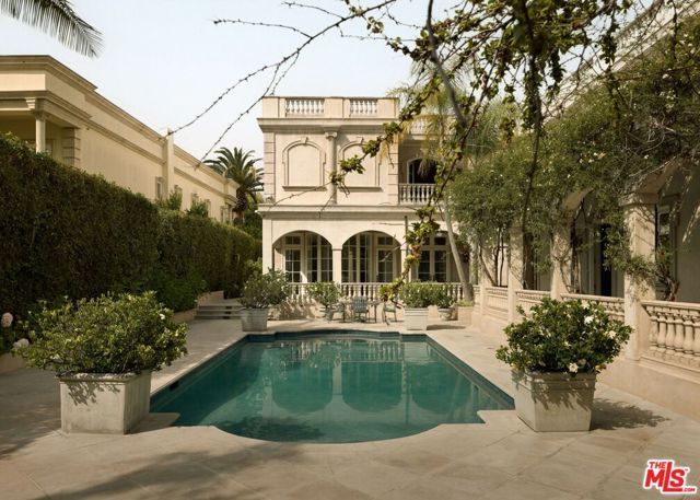 628 N Rodeo Drive, Beverly Hills, CA 90210