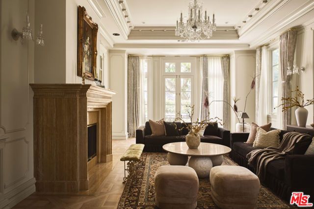 628 N Rodeo Drive, Beverly Hills, CA 90210