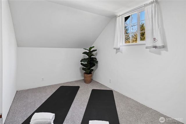 23022 7th Avenue SE, Bothell, WA 98021