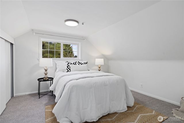 23022 7th Avenue SE, Bothell, WA 98021