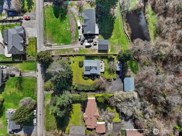 23022 7th Avenue SE, Bothell, WA 98021