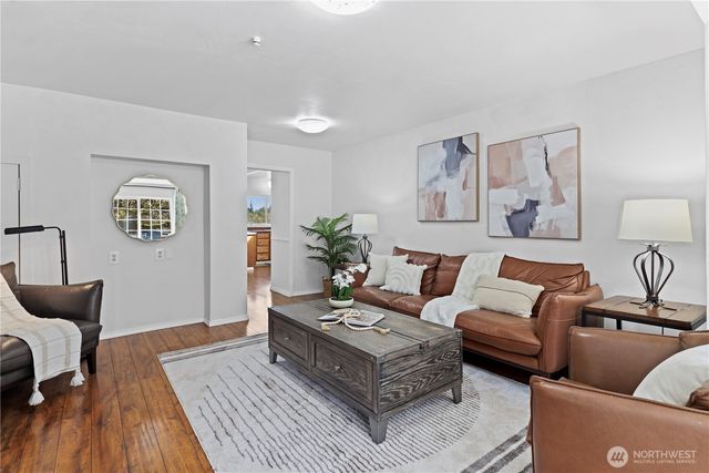 23022 7th Avenue SE, Bothell, WA 98021