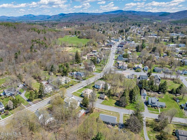 93 W Main Street, Cambridge, NY 12816