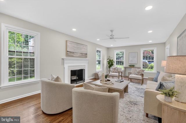 688 MEADOWBROOK LN, Media, PA 19063