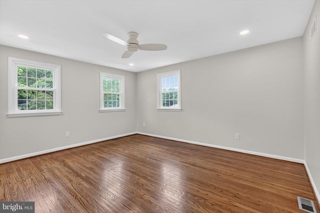 688 MEADOWBROOK LN, Media, PA 19063