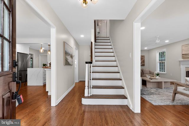 688 MEADOWBROOK LN, Media, PA 19063