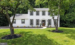 688 MEADOWBROOK LN, Media, PA 19063