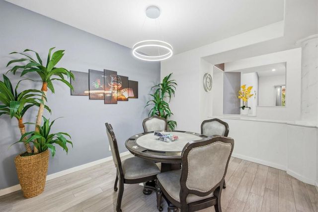 1062 E Via San Michael Road, Palm Springs, CA 92262