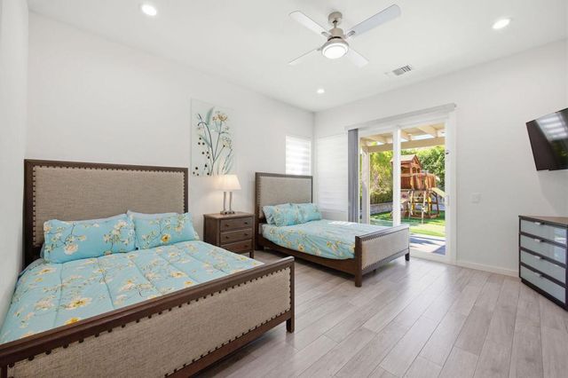 1062 E Via San Michael Road, Palm Springs, CA 92262