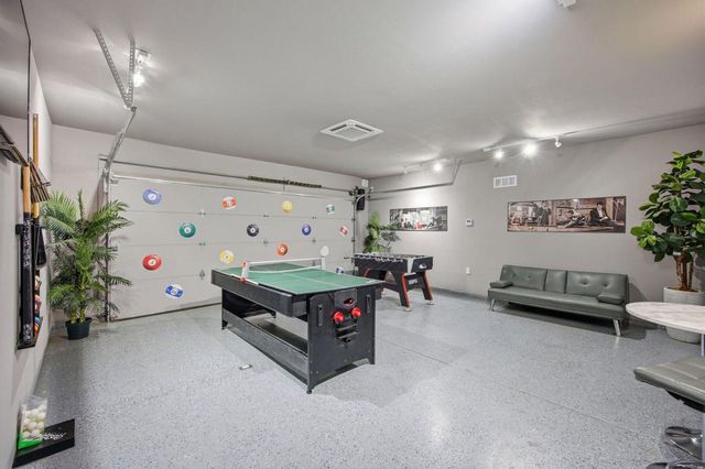 1062 E Via San Michael Road, Palm Springs, CA 92262