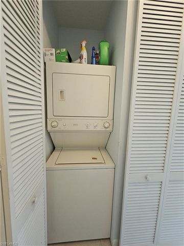 1405 Sweetwater CV 204, Naples, FL 34110