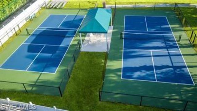 1405 Sweetwater CV 204, Naples, FL 34110