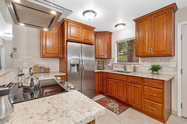 19380 Amador Ave, Pioneer, CA 95666