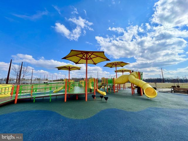 971 CONNELL ST, Mechanicsburg, PA 17055