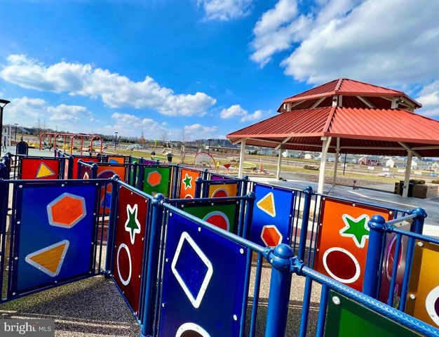 971 CONNELL ST, Mechanicsburg, PA 17055