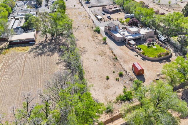 7331 4th Street NW, Los Ranchos, NM 87107