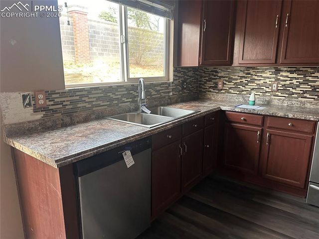 628 Prairie Star Circle, Colorado Springs, CO 80916