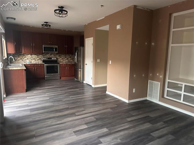 628 Prairie Star Circle, Colorado Springs, CO 80916