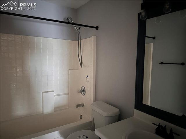 628 Prairie Star Circle, Colorado Springs, CO 80916